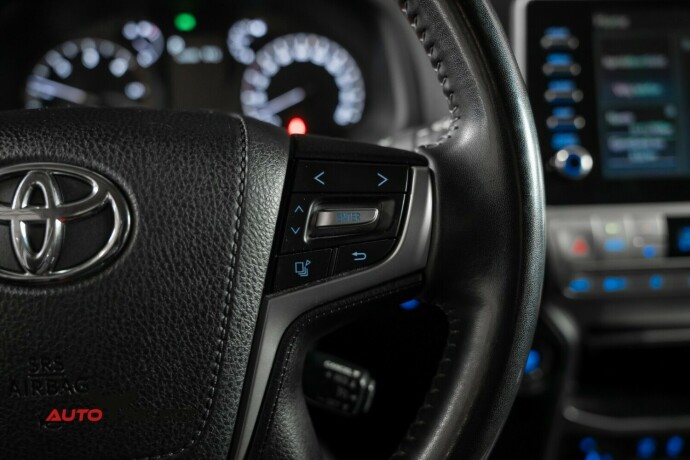 toyota-land-cruiser-diesel-2023-big-28