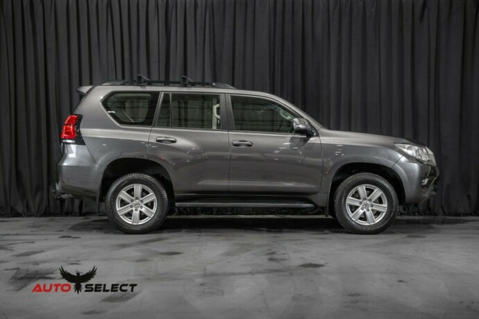 toyota-land-cruiser-diesel-2023-big-11