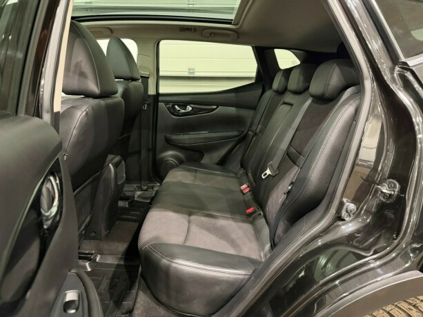 nissan-qashqai-bensin-2015-big-9