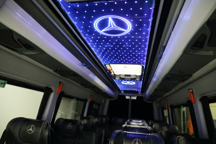 mercedes-benz-sprinter-diesel-2019-big-10