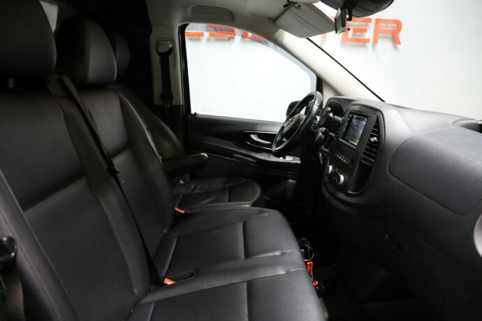 mercedes-benz-vito-diesel-2020-big-9