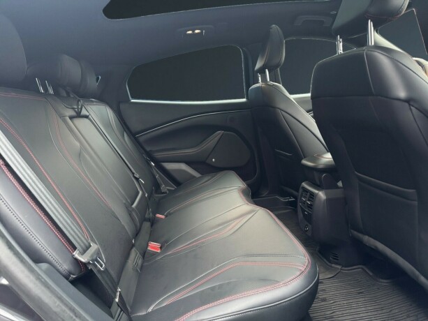 ford-mustang-mach-e-elektrisitet-2021-big-12