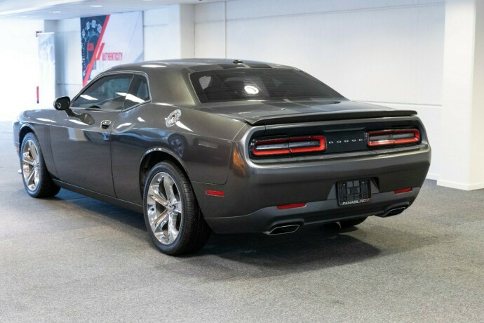 dodge-challenger-bensin-2015-big-1