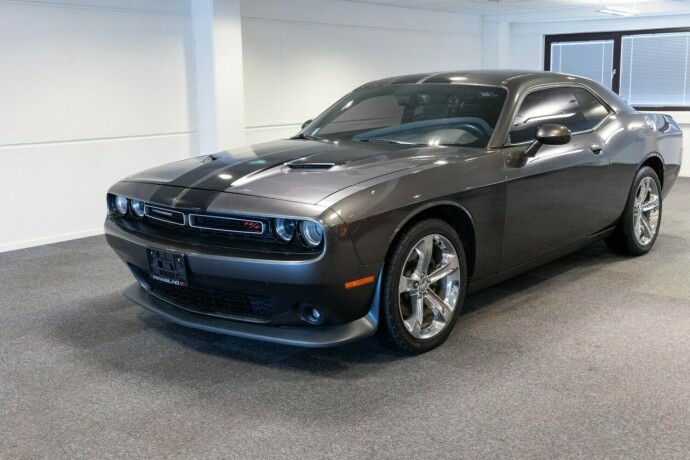 dodge-challenger-bensin-2015-big-0