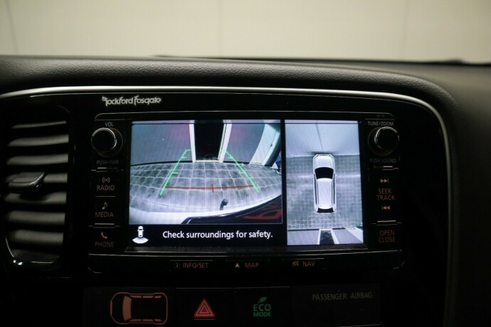 mitsubishi-outlander-elektrisitetbensin-2016-big-30