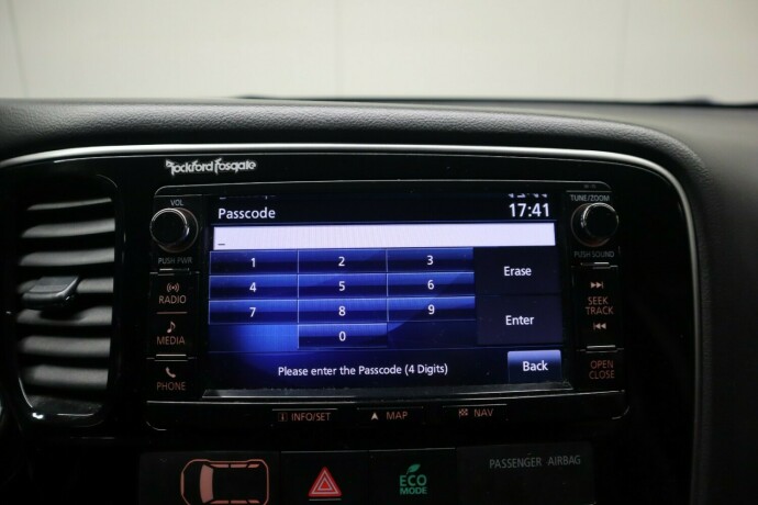 mitsubishi-outlander-elektrisitetbensin-2016-big-27