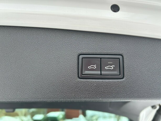 volkswagen-tiguan-diesel-2018-big-9