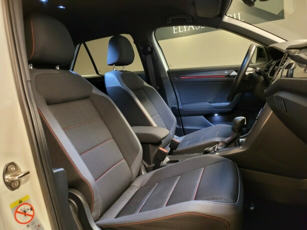 volkswagen-t-roc-diesel-2021-big-13