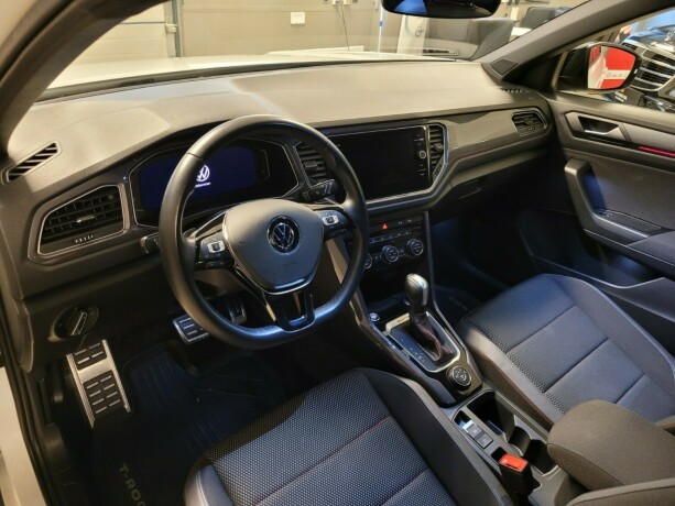 volkswagen-t-roc-diesel-2021-big-23