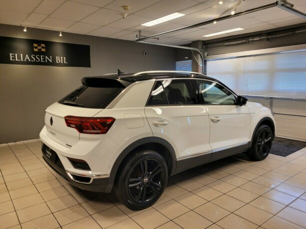 volkswagen-t-roc-diesel-2021-big-5