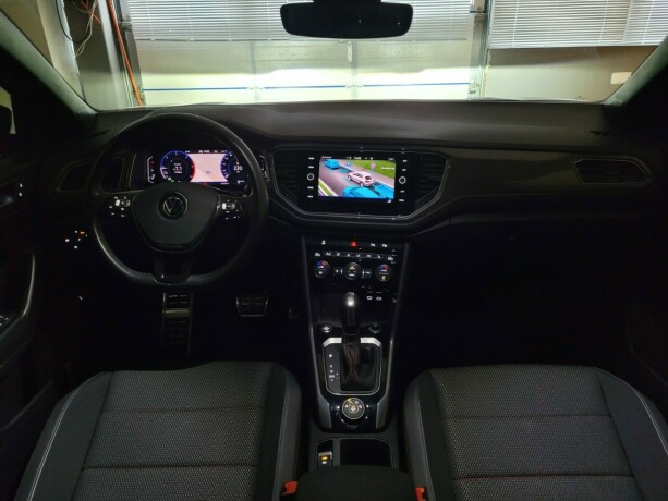 volkswagen-t-roc-diesel-2021-big-43