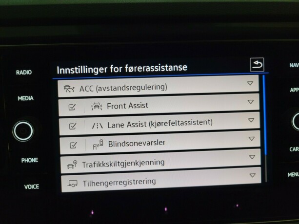 volkswagen-t-roc-diesel-2021-big-41