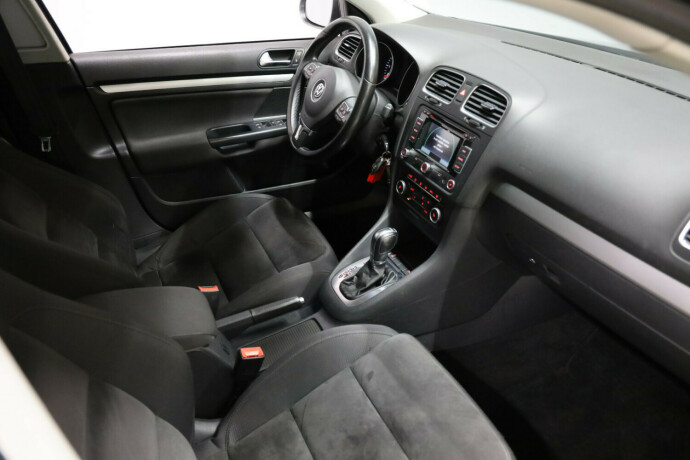 volkswagen-golf-diesel-2012-big-9