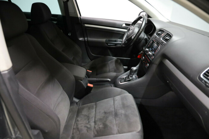 volkswagen-golf-diesel-2012-big-10