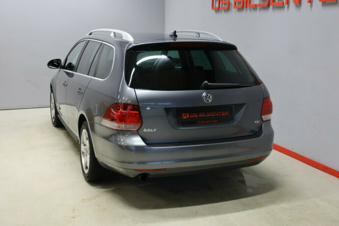 volkswagen-golf-diesel-2012-big-5