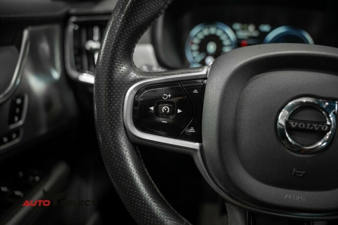 volvo-v90-elektrisitetbensin-2017-big-35