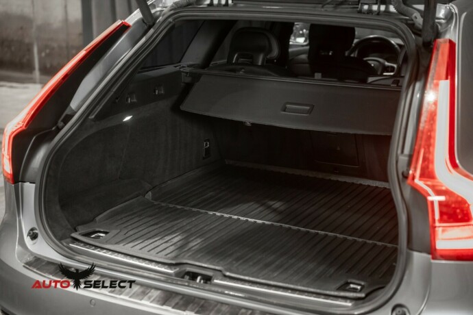 volvo-v90-elektrisitetbensin-2017-big-13