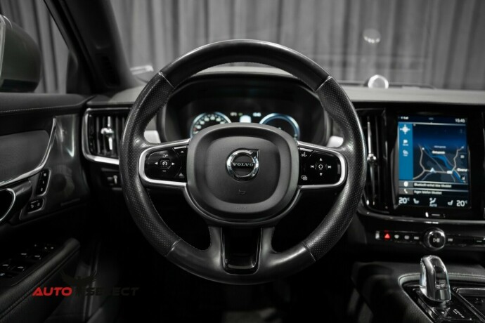 volvo-v90-elektrisitetbensin-2017-big-32