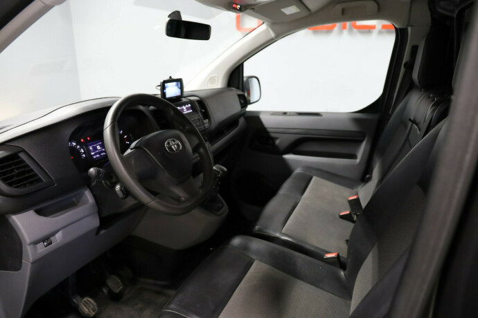 toyota-proace-diesel-2017-big-6