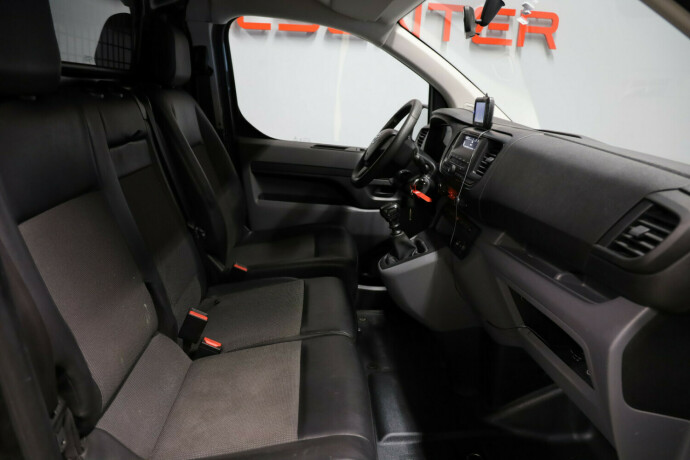 toyota-proace-diesel-2017-big-9