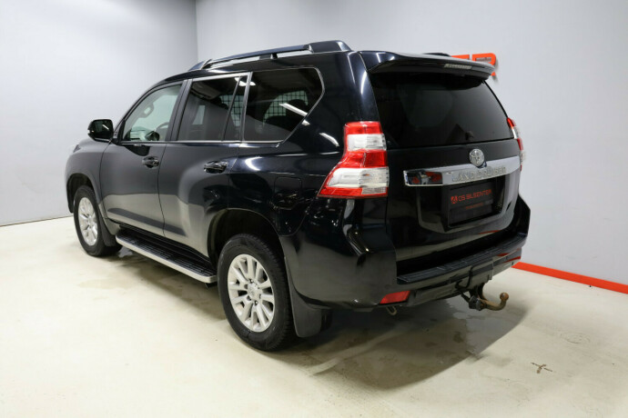 toyota-land-cruiser-diesel-2016-big-4