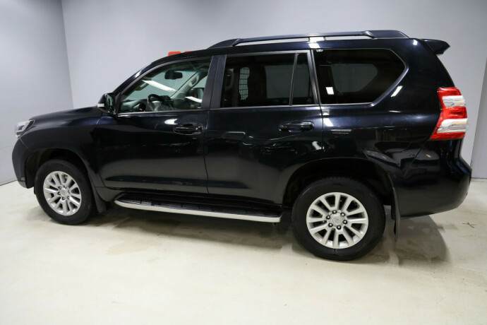 toyota-land-cruiser-diesel-2016-big-3