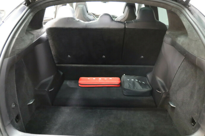 tesla-model-x-elektrisitet-2017-big-13