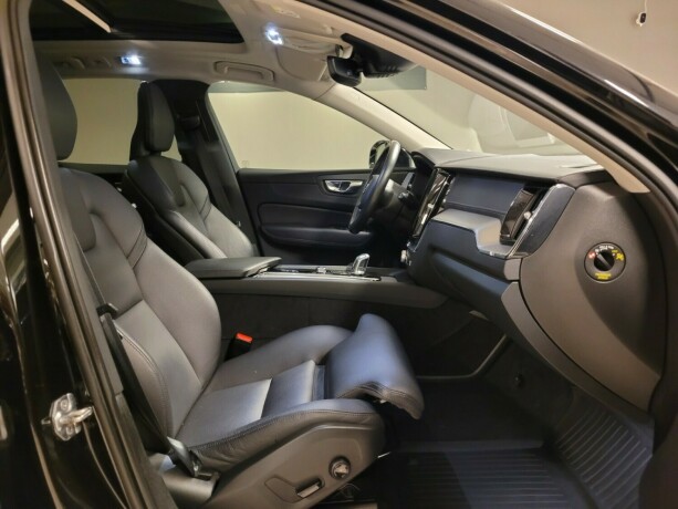 volvo-xc-60-plug-in-petrol-2019-big-11