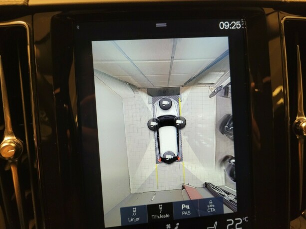 volvo-xc-60-plug-in-petrol-2019-big-33