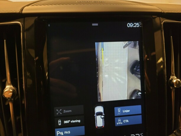 volvo-xc-60-plug-in-petrol-2019-big-35