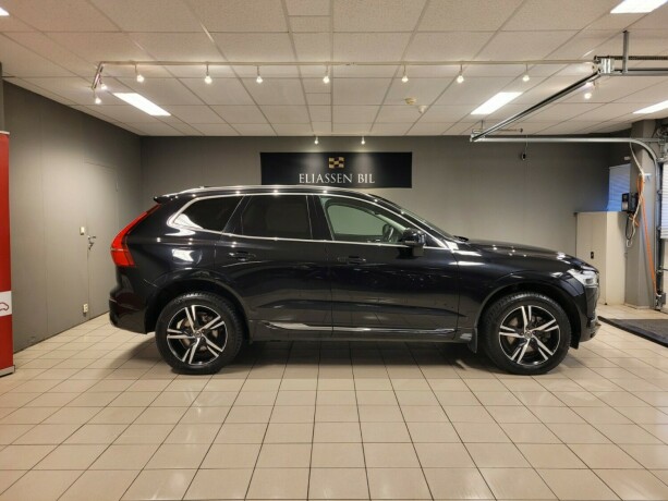 volvo-xc-60-plug-in-petrol-2019-big-4