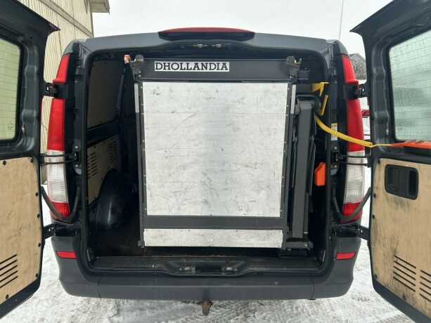 mercedes-benz-vito-diesel-2014-big-21