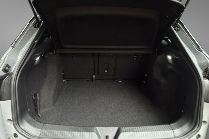 volkswagen-id4-elektrisitet-2022-big-13