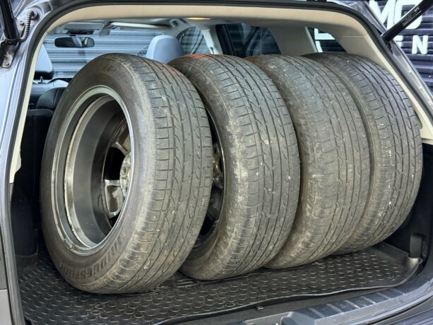 subaru-forester-elektrisitetbensin-2020-big-40