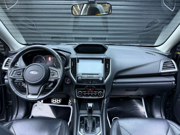 subaru-forester-elektrisitetbensin-2020-big-9