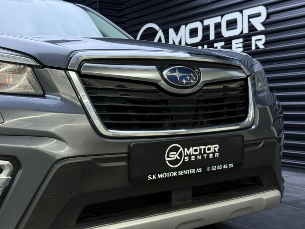 subaru-forester-elektrisitetbensin-2020-big-3