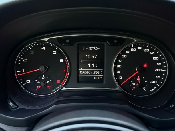 audi-a1-bensin-2012-big-17