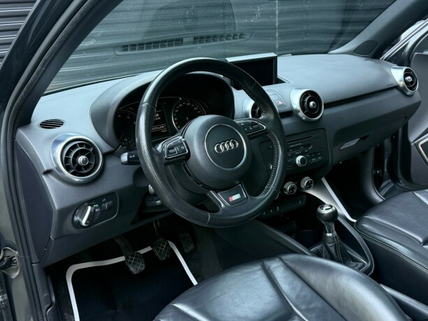 audi-a1-bensin-2012-big-10