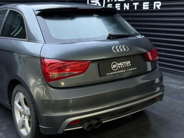 audi-a1-bensin-2012-big-5