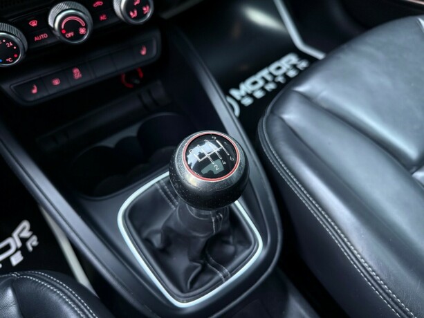 audi-a1-bensin-2012-big-26