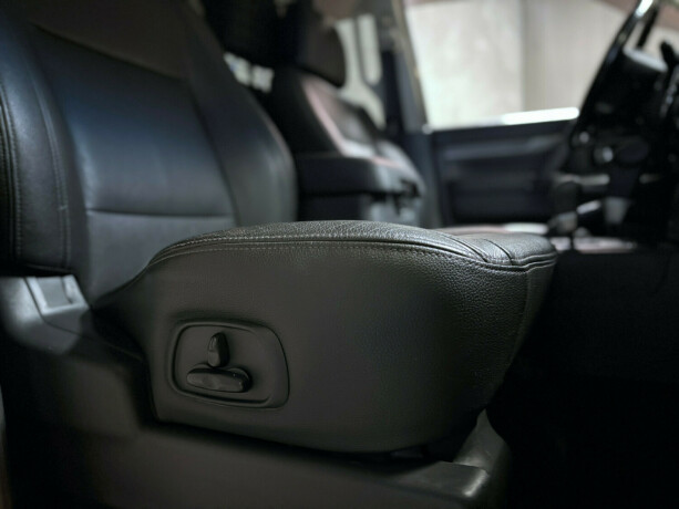 mitsubishi-pajero-diesel-2014-big-4