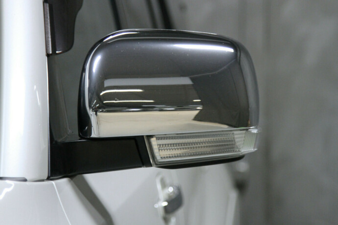 mitsubishi-pajero-diesel-2014-big-18