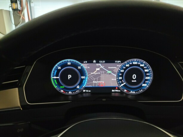 volkswagen-passat-plug-in-petrol-2018-big-26