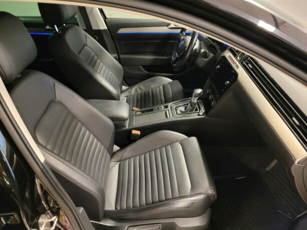 volkswagen-passat-plug-in-petrol-2018-big-14