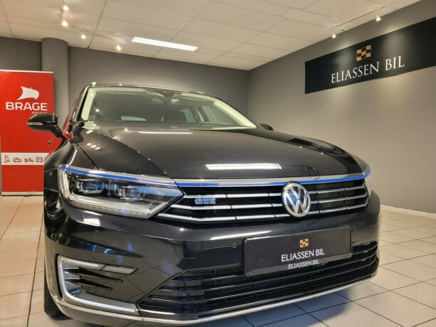 volkswagen-passat-plug-in-petrol-2018-big-8