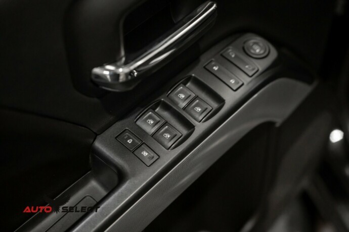 chevrolet-silverado-bensin-2016-big-24