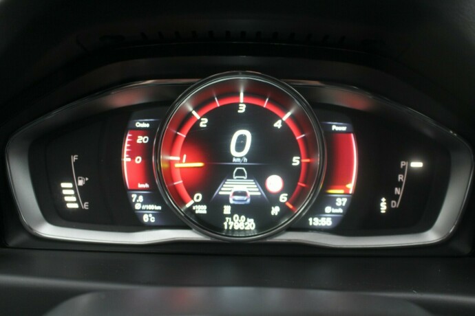 volvo-v70-diesel-2016-big-11