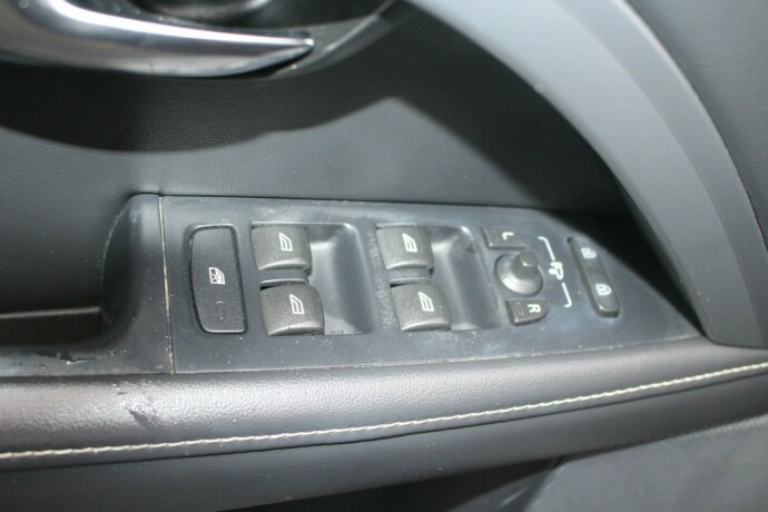 volvo-v70-diesel-2016-big-7