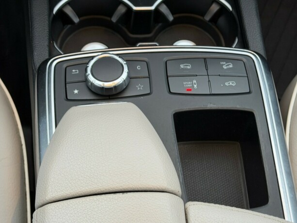 mercedes-benz-m-klasse-diesel-2012-big-11