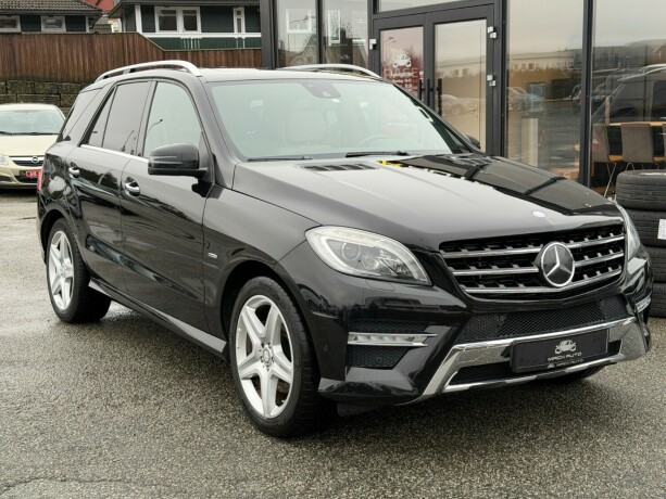 mercedes-benz-m-klasse-diesel-2012-big-2
